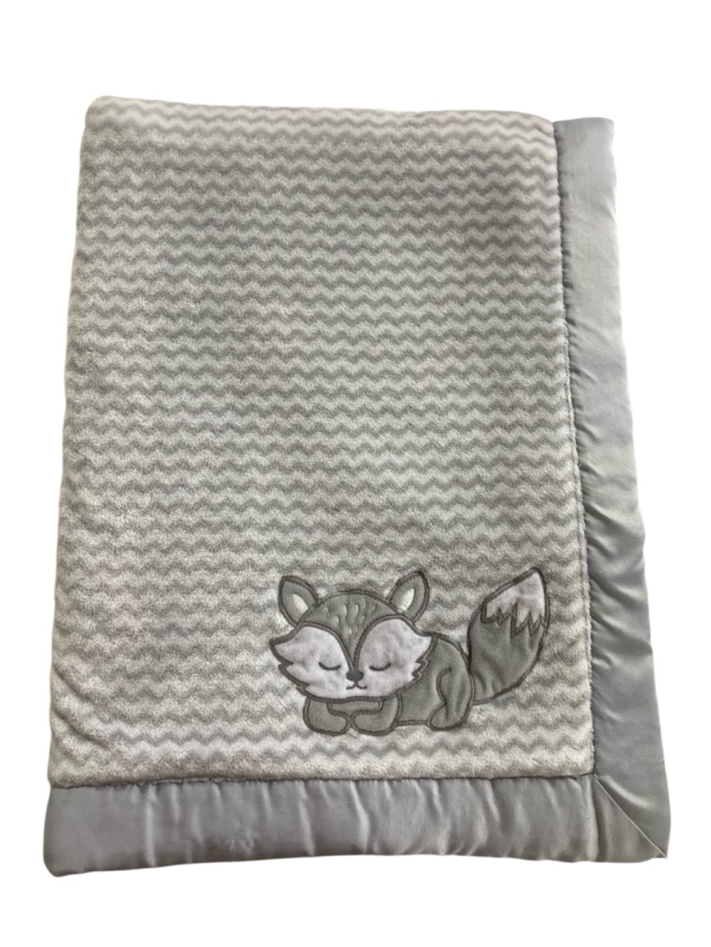 Wendy Bellissimo Plush Baby Blanket Gray Fox Chevron Zig Zag Stripes 38 X 27